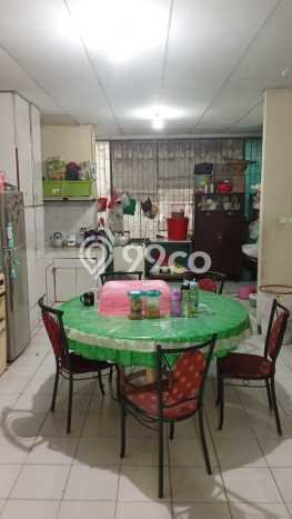 Ruko Bagus Dijual LB 240m2 Lokasi Strategis Jakarta Barat Area Cocok untuk Bisnis Ruko Bagus Dijual LB 240m2 Lokasi Strategis Jakarta Barat Area Cocok untuk Bisnis