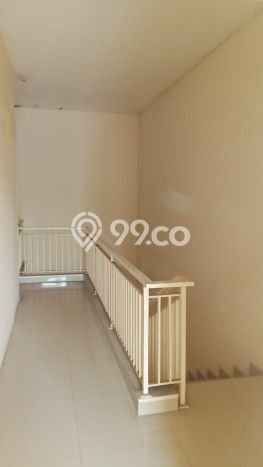 Unit Ruko Dijual di Rungkut Surabaya Luas Tanah 99m2, Luas Bangunan 190m2 Unit Ruko Dijual di Rungkut Surabaya Luas Tanah 99m2, Luas Bangunan 190m2