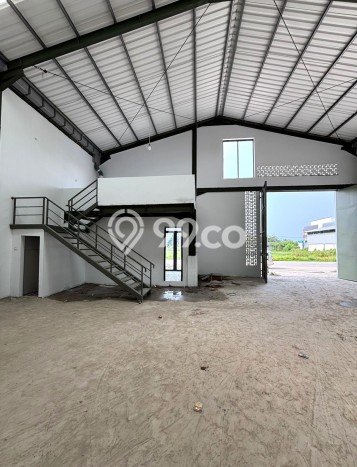 Gudang di Pakuhaji, Luas 342m², Kawasan Bisnis, Strategis Gudang di Pakuhaji, Luas 342m², Kawasan Bisnis, Strategis