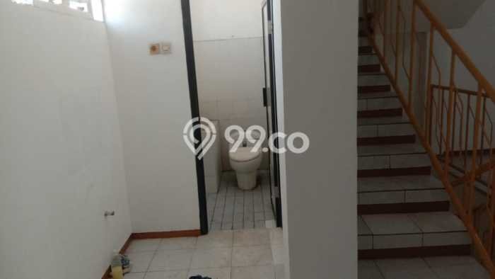 Ruko Lokasi Premium di , Luas 81m2m², Kawasan Niaga Ruko Lokasi Premium di , Luas 81m2m², Kawasan Niaga