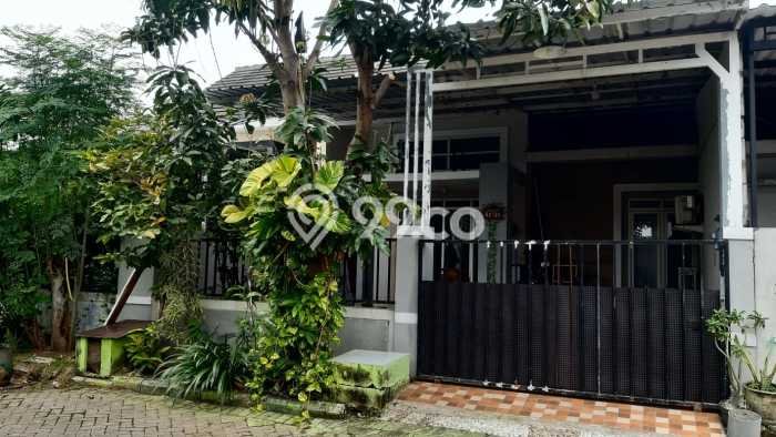 Rumah Strategis Modern Lb 109m2 di Candi, Sidoarjo Rumah Strategis Modern Lb 109m2 di Candi, Sidoarjo