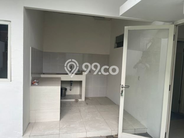 PRIME PROPERTY! Rumah di Krian, 3 KT, Area Elite, Luas 170m2m² LB 100m2m² PRIME PROPERTY! Rumah di Krian, 3 KT, Area Elite, Luas 170m2m² LB 100m2m²
