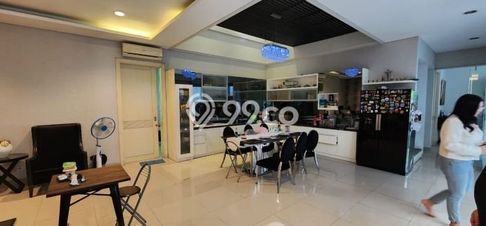 Dijual Rumah Premium dengan Fasilitas Sekitar Lengkap di Sambikerep, Surabaya Dijual Rumah Premium dengan Fasilitas Sekitar Lengkap di Sambikerep, Surabaya