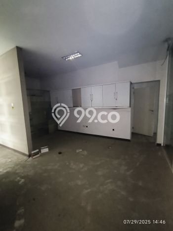 Kantor Kawasan Gayungan, Luas 420m2m², Posisi Mainroad Kantor Kawasan Gayungan, Luas 420m2m², Posisi Mainroad