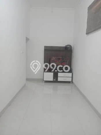 Disewakan Segera Rumah Kondisi Baik di Kawasan Rungkut, Surabaya Disewakan Segera Rumah Kondisi Baik di Kawasan Rungkut, Surabaya