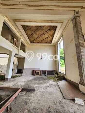 Best Deal Hunian Mewah Ideal dan Luas di Wiyung, Surabaya Best Deal Hunian Mewah Ideal dan Luas di Wiyung, Surabaya
