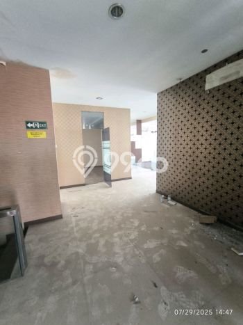 Kantor Kawasan Gayungan, Luas 420m2m², Posisi Mainroad Kantor Kawasan Gayungan, Luas 420m2m², Posisi Mainroad