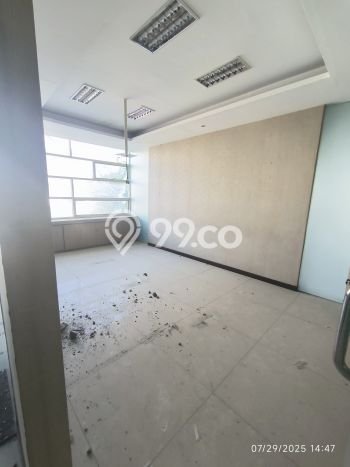 Kantor Kawasan Gayungan, Luas 420m2m², Posisi Mainroad Kantor Kawasan Gayungan, Luas 420m2m², Posisi Mainroad