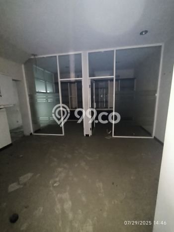 Kantor Kawasan Gayungan, Luas 420m2m², Posisi Mainroad Kantor Kawasan Gayungan, Luas 420m2m², Posisi Mainroad