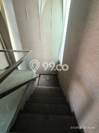 Kantor Kawasan Gayungan, Luas 420m2m², Posisi Mainroad Kantor Kawasan Gayungan, Luas 420m2m², Posisi Mainroad