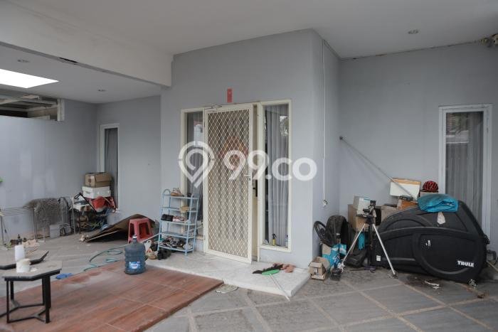 Jual Rumah Eksklusif 3 KT di Gununganyar, Surabaya Jual Rumah Eksklusif 3 KT di Gununganyar, Surabaya