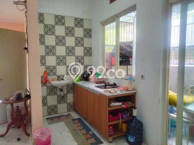 Hunian Cantik Modern Lb 180m2 di Gedangan, Sidoarjo Hunian Cantik Modern Lb 180m2 di Gedangan, Sidoarjo