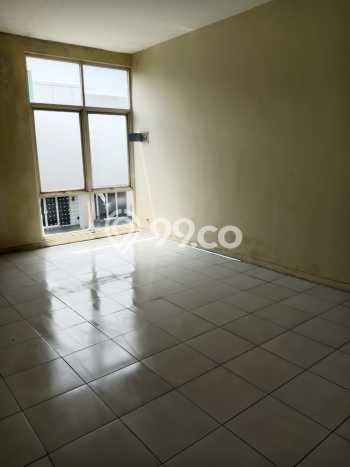 AREA KOMERSIAL! Ruko For Rent di Krian, Luas 70m2m², Area Utama, Ready Usaha AREA KOMERSIAL! Ruko For Rent di Krian, Luas 70m2m², Area Utama, Ready Usaha