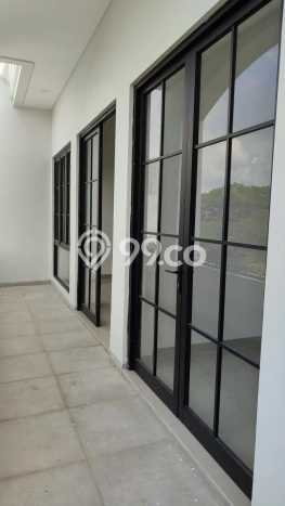 Unit Komersial Disewakan di Surabaya Area Strategis Harga Kompetitif Unit Komersial Disewakan di Surabaya Area Strategis Harga Kompetitif