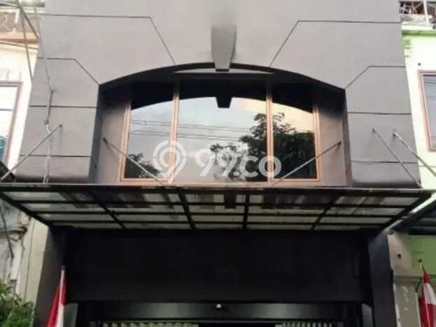 Jual Ruko Kawasan Strategis di Mayjen Sungkono, Luas 245m2m², Jalan Utama Jual Ruko Kawasan Strategis di Mayjen Sungkono, Luas 245m2m², Jalan Utama