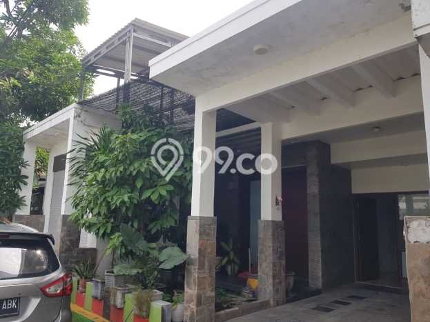 Hunian Cantik Modern Lb 261m2 di Lakarsantri, Surabaya Hunian Cantik Modern Lb 261m2 di Lakarsantri, Surabaya