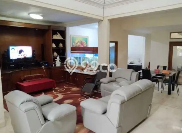 Hot Offer Hunian Mewah Ideal dan Luas di Lakarsantri, Surabaya Hot Offer Hunian Mewah Ideal dan Luas di Lakarsantri, Surabaya