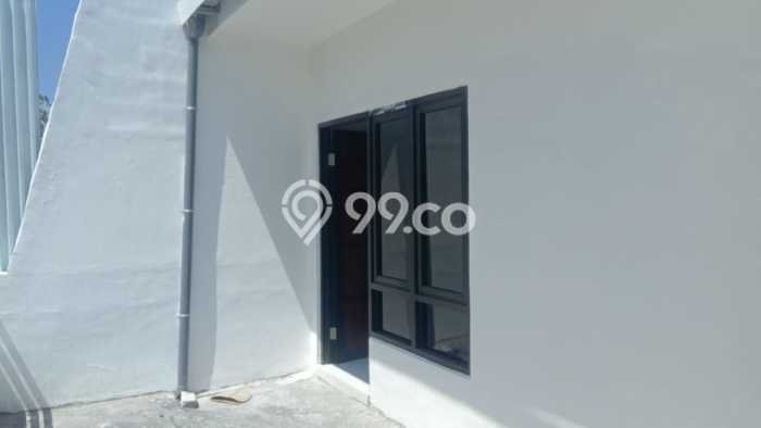 Ruko Lokasi Premium di , Luas 81m2m², Kawasan Niaga Ruko Lokasi Premium di , Luas 81m2m², Kawasan Niaga