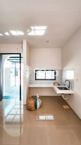 GOOD DEAL! Rumah area , 2 KM, Ready, Luas 60m2m² Bangunan 75m2m² GOOD DEAL! Rumah area , 2 KM, Ready, Luas 60m2m² Bangunan 75m2m²