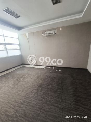 Kantor Kawasan Gayungan, Luas 420m2m², Posisi Mainroad Kantor Kawasan Gayungan, Luas 420m2m², Posisi Mainroad