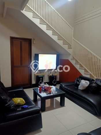 Kost Dijual Lokasi Gubeng, Surabaya, Spesifikasi 9 Kamar Tidur dan Luas 400m2 Kost Dijual Lokasi Gubeng, Surabaya, Spesifikasi 9 Kamar Tidur dan Luas 400m2