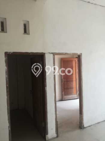 Dijual Cepat Rumah Favorit Siap Huni LB 180m2 di Tambaksari, Surabaya Dijual Cepat Rumah Favorit Siap Huni LB 180m2 di Tambaksari, Surabaya