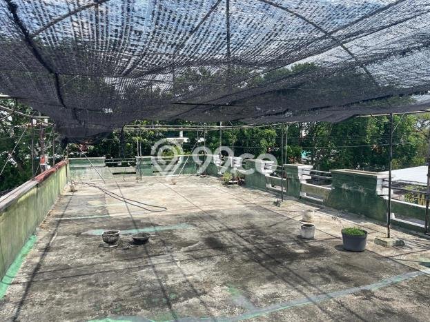 Rumah Mewah Siap Huni LT 600m2 di Tenggilis Mejoyo, Surabaya Rumah Mewah Siap Huni LT 600m2 di Tenggilis Mejoyo, Surabaya
