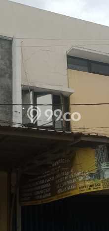Ruko Bagus LT 140m2 LB 140m2 Dijual di Buduran Sidoarjo Ruko Bagus LT 140m2 LB 140m2 Dijual di Buduran Sidoarjo