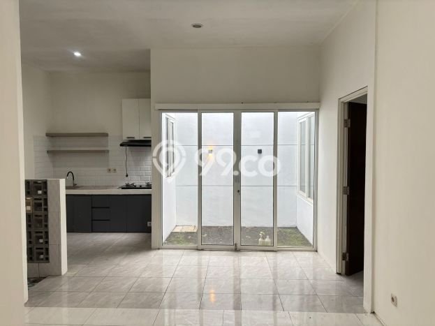For Sale Rumah 3 Kamar Lokasi Strategis Bagus dan Strategis di Mijen For Sale Rumah 3 Kamar Lokasi Strategis Bagus dan Strategis di Mijen