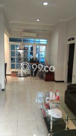Dijual Cepat Rumah Favorit Siap Huni LB 100m2 di Wiyung, Surabaya Dijual Cepat Rumah Favorit Siap Huni LB 100m2 di Wiyung, Surabaya