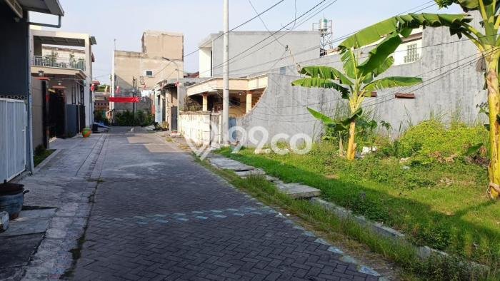 Kavling Tanah di Bulak Dijual Luas 200m2 Legalitas SHM Kavling Tanah di Bulak Dijual Luas 200m2 Legalitas SHM