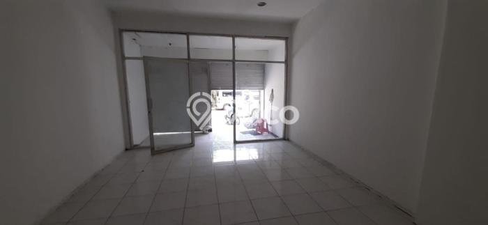 Area Ramai! Ruko Dijual di Tegalsari untuk Bisnis Luas Bangunan 252m2 Area Ramai! Ruko Dijual di Tegalsari untuk Bisnis Luas Bangunan 252m2