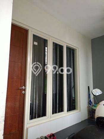 Dijual Cepat Rumah Bagus Siap Huni LB 182m2 di Gresik, Gresik Dijual Cepat Rumah Bagus Siap Huni LB 182m2 di Gresik, Gresik