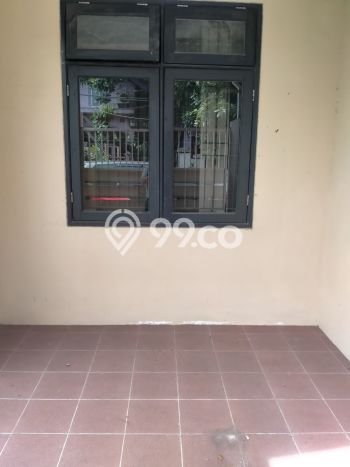 For Sale Rumah 5 Kamar Lokasi Ideal Nyaman dan Strategis di Sidoarjo For Sale Rumah 5 Kamar Lokasi Ideal Nyaman dan Strategis di Sidoarjo