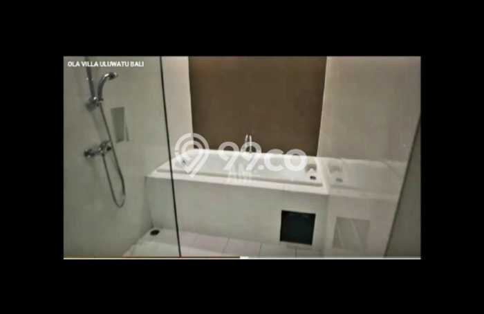 LOKASI STRATEGIS! Vila di Kuta, Area 139m2m², Kawasan Potensial LOKASI STRATEGIS! Vila di Kuta, Area 139m2m², Kawasan Potensial