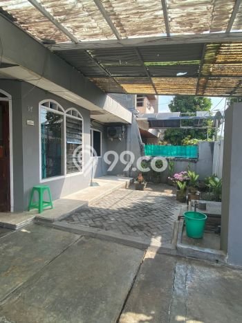 Jual Rumah Eksklusif 4 KT di Sukomanunggal, Surabaya Jual Rumah Eksklusif 4 KT di Sukomanunggal, Surabaya