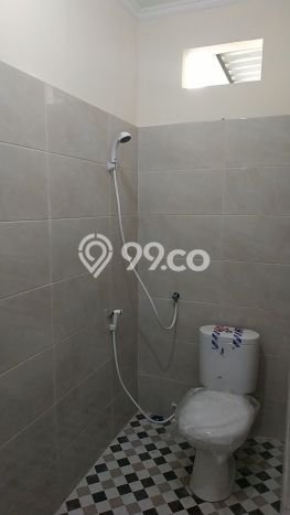 Jual Rumah Favorit Siap Huni LB 126m2 di Lakarsantri, Surabaya Jual Rumah Favorit Siap Huni LB 126m2 di Lakarsantri, Surabaya