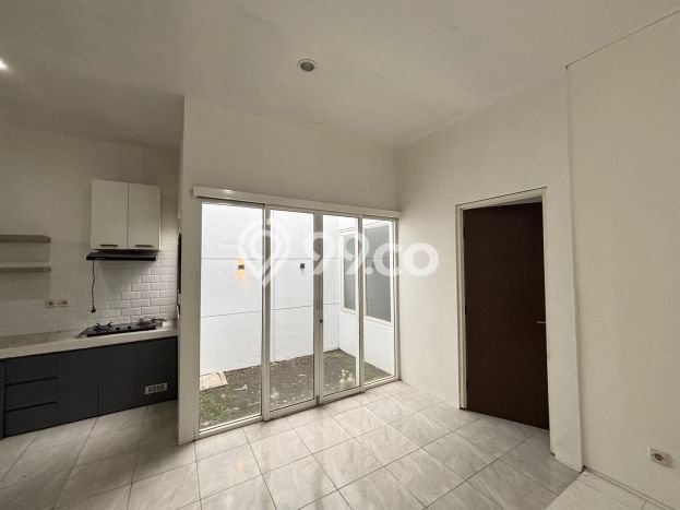 For Sale Rumah 3 Kamar Lokasi Strategis Bagus dan Strategis di Mijen For Sale Rumah 3 Kamar Lokasi Strategis Bagus dan Strategis di Mijen