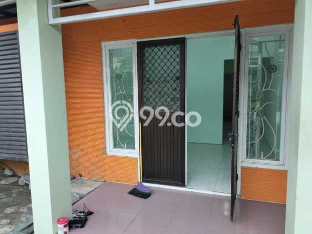 Disewakan Segera Rumah Kondisi Baik di Kawasan Wiyung, Surabaya Disewakan Segera Rumah Kondisi Baik di Kawasan Wiyung, Surabaya