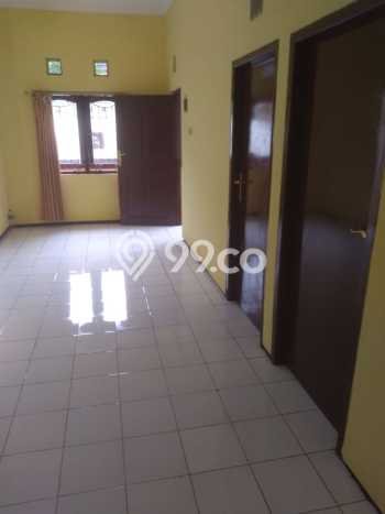 Jual Rumah Bagus Siap Huni LB 100m2 di Lakarsantri, Surabaya Jual Rumah Bagus Siap Huni LB 100m2 di Lakarsantri, Surabaya