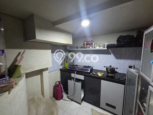 For Sale Rumah 4 Kamar Lokasi Strategis Nyaman dan Strategis di Banyumanik For Sale Rumah 4 Kamar Lokasi Strategis Nyaman dan Strategis di Banyumanik