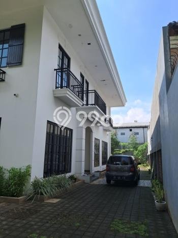 Rumah Eksklusif Dijual LT 715m2 di Gajah Mungkur, Semarang Rumah Eksklusif Dijual LT 715m2 di Gajah Mungkur, Semarang