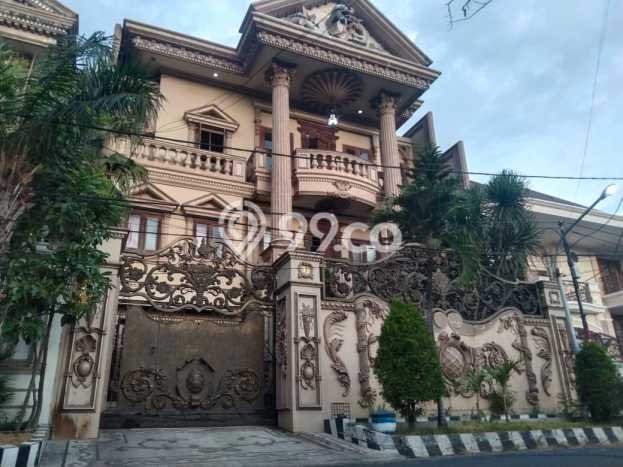 DIJUAL CEPAT! Rumah Asri area Tidar, Surabaya, Luas 420m2m² Bangunan 1150m2m² BISA KPR! DIJUAL CEPAT! Rumah Asri area Tidar, Surabaya, Luas 420m2m² Bangunan 1150m2m² BISA KPR!