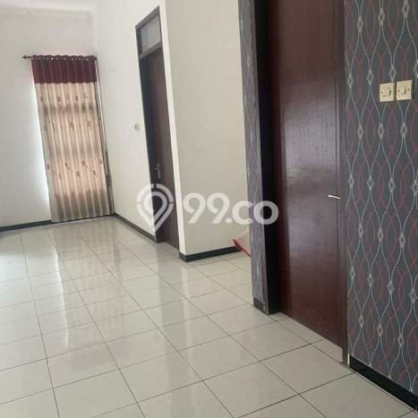 Jual Rumah Bagus Siap Huni LB 300m2 di Sidoarjo, Sidoarjo Jual Rumah Bagus Siap Huni LB 300m2 di Sidoarjo, Sidoarjo
