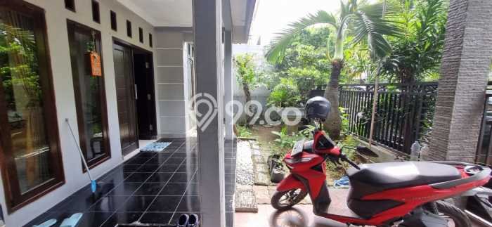 Rumah Luas Asri 6 KT Siap Huni di Karangpilang Surabaya Rumah Luas Asri 6 KT Siap Huni di Karangpilang Surabaya