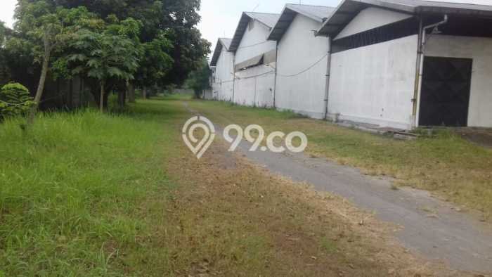 Lokasi Strategis! Dijual Gudang Bisnis di Krian, Sidoarjo Kondisi Bagus Lokasi Strategis! Dijual Gudang Bisnis di Krian, Sidoarjo Kondisi Bagus