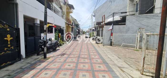 Rumah LT 50m2m² / LB 70m2m² di Kawasan Tambaksari, Surabaya Rumah LT 50m2m² / LB 70m2m² di Kawasan Tambaksari, Surabaya