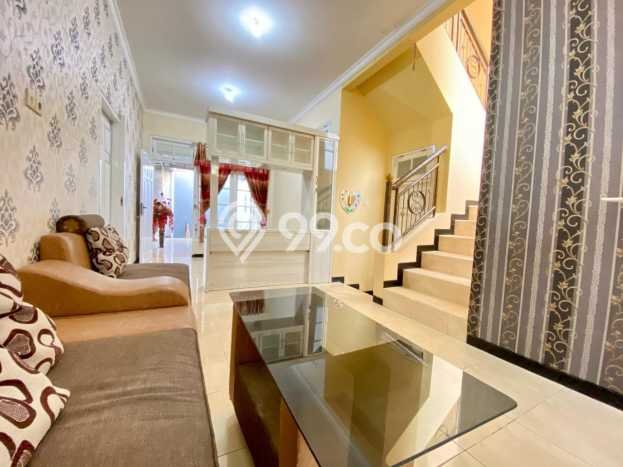 For Sale Rumah 6 Kamar Lokasi Strategis Bagus dan Strategis di Sidoarjo For Sale Rumah 6 Kamar Lokasi Strategis Bagus dan Strategis di Sidoarjo