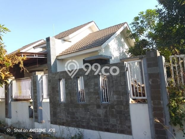 Dijual Cepat Rumah Favorit Siap Huni LB 108m2 di Buduran, Sidoarjo Dijual Cepat Rumah Favorit Siap Huni LB 108m2 di Buduran, Sidoarjo
