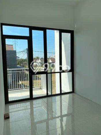 Jual Rumah Bagus Siap Huni LB 80m2 di Buduran, Sidoarjo Jual Rumah Bagus Siap Huni LB 80m2 di Buduran, Sidoarjo